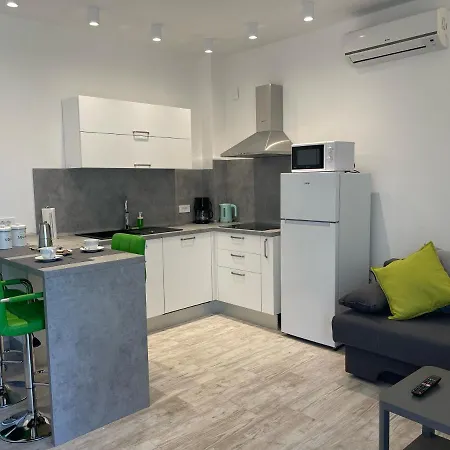 Demarin Apartment *