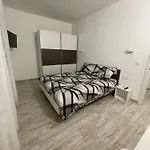 Demarin Apartment *