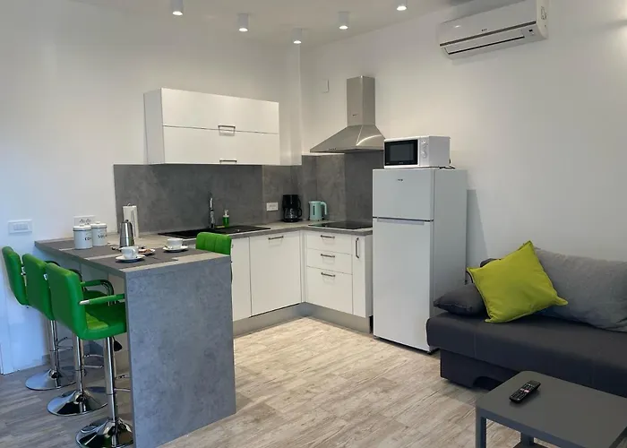 Demarin Appartement *